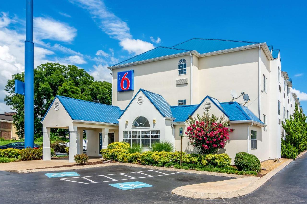 Motel 6 Chattanooga Downtown Exterior photo